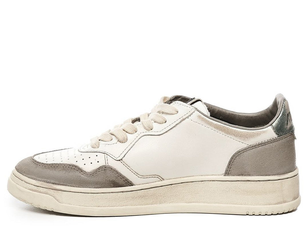 Autry Medalist Super Vintage Low-Top Sneakers