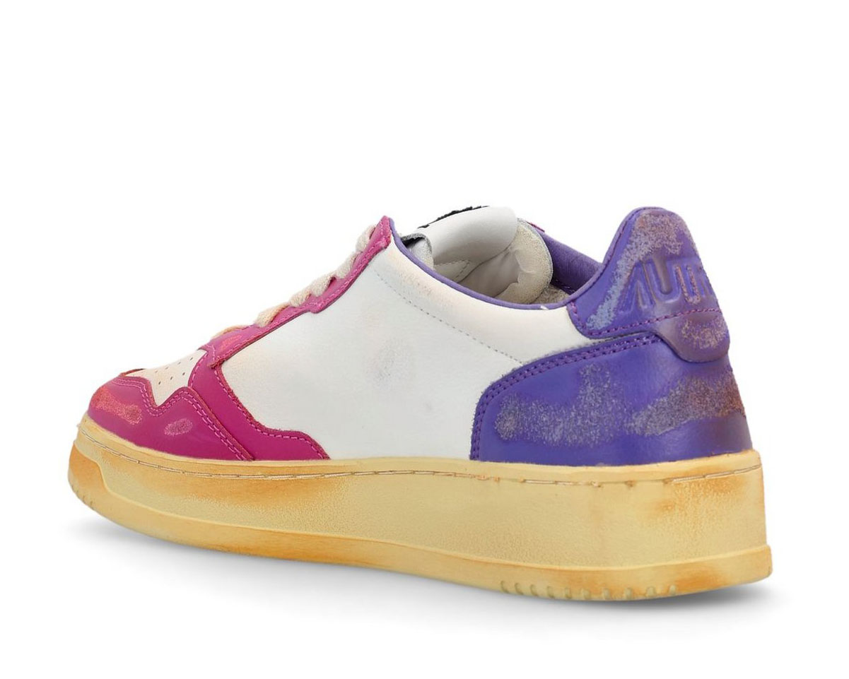Autry Medalist Super Vintage Low-Top Sneakers
