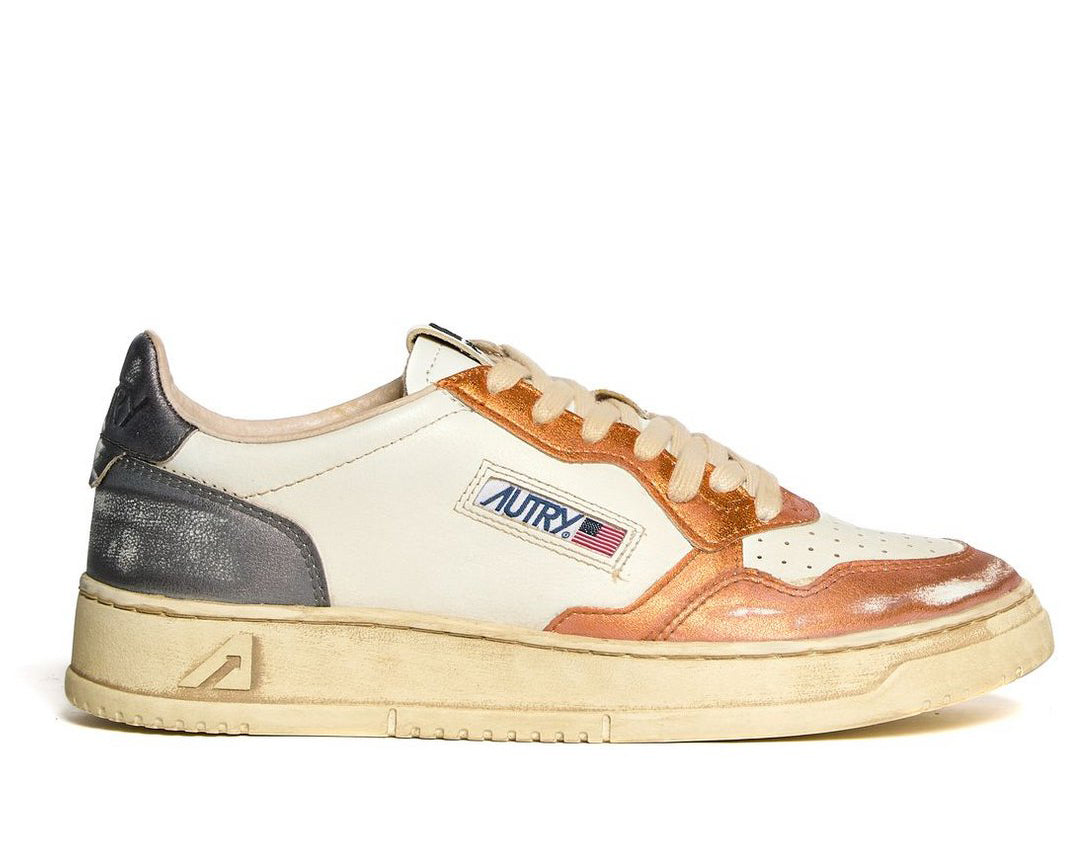 Autry Medalist Super Vintage Low-Top Sneakers