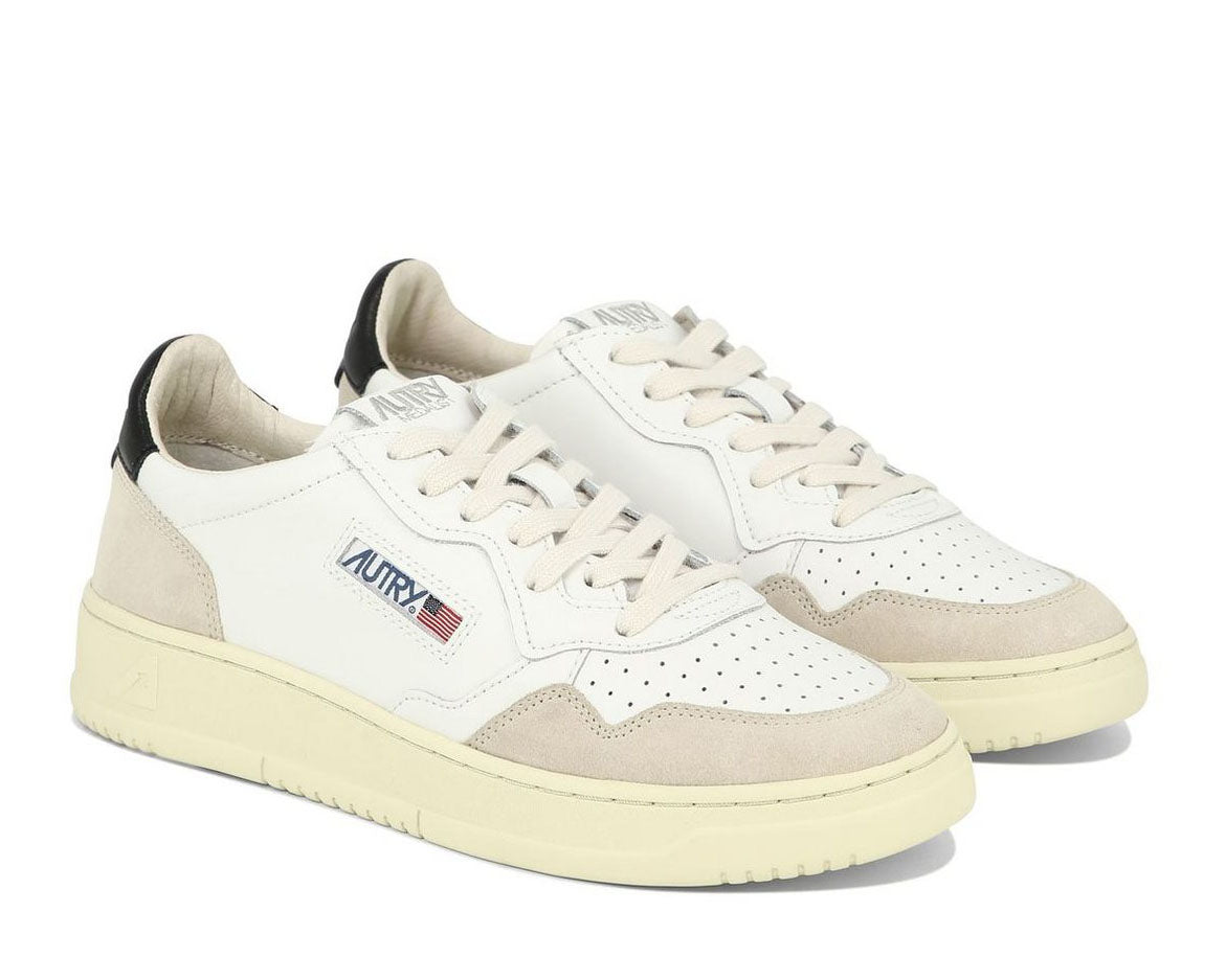 Autry Medalist Low-Top Sneakers