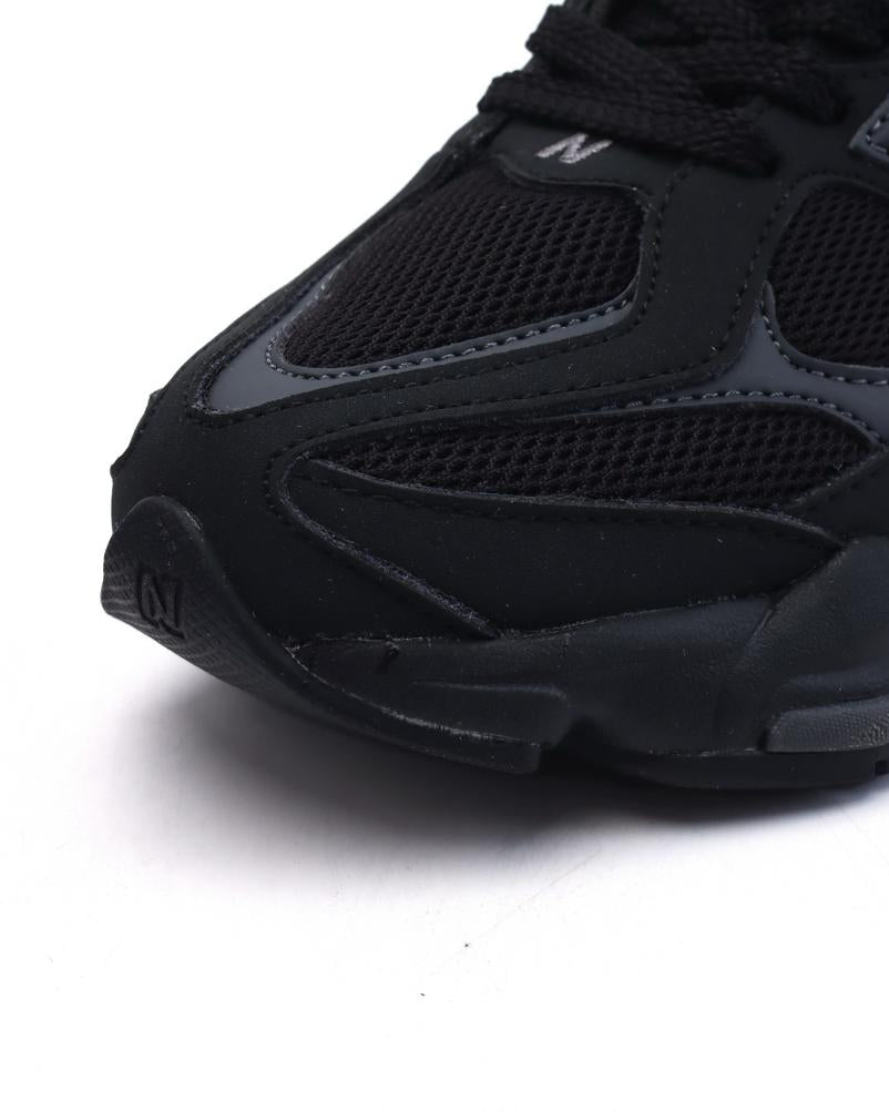New Balance 9060 Triple Black – נעלי ניו באלנס 9060