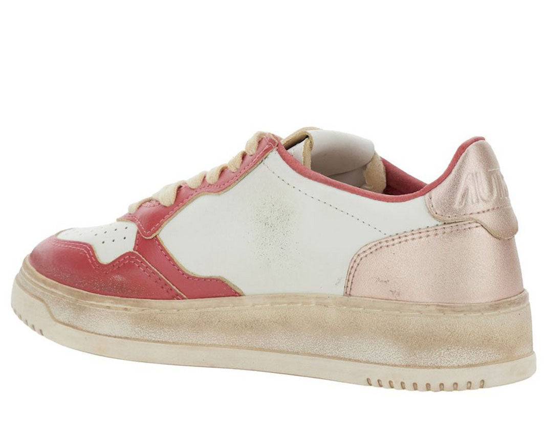 Autry Medalist Super Vintage Low-Top Sneakers