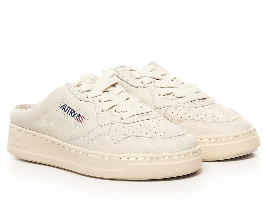 Autry Medalist Low-Top Sneakers