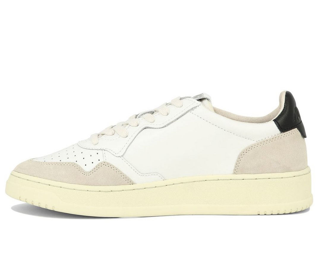 Autry Medalist Low-Top Sneakers