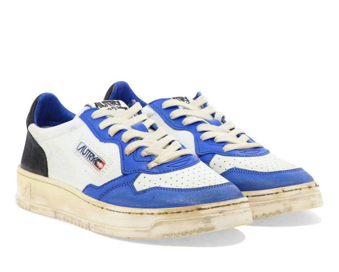 Autry Medalist Super Vintage Low-Top Sneakers