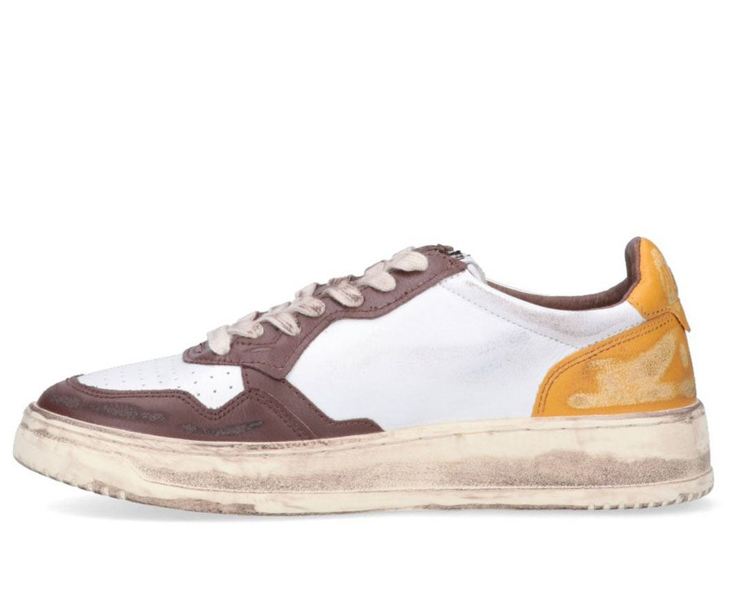 Autry Medalist Super Vintage Low-Top Sneakers