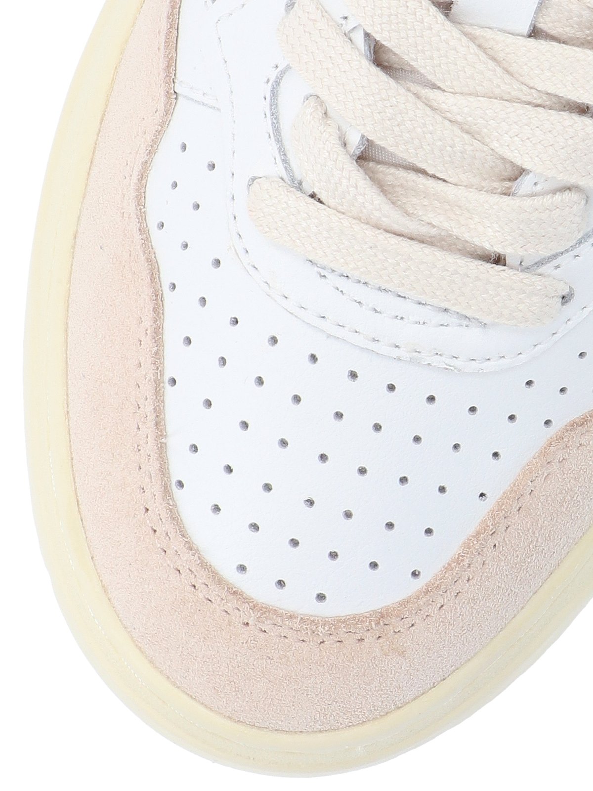 Autry Medalist Low-Top Sneakers