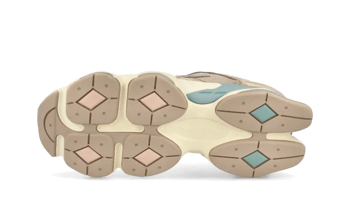 New Balance 9060 – Ivory Cream Pink Sand