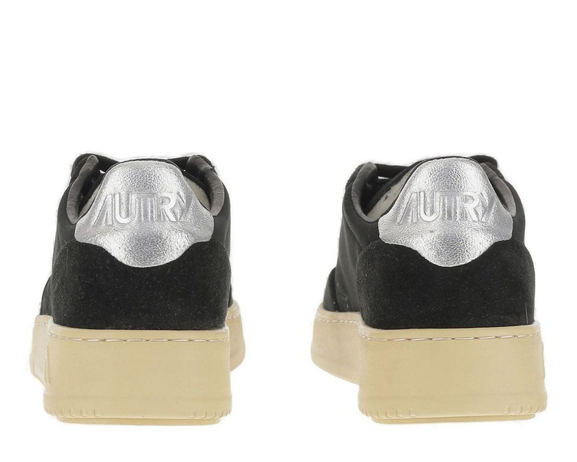 Autry Medalist Low-Top Sneakers