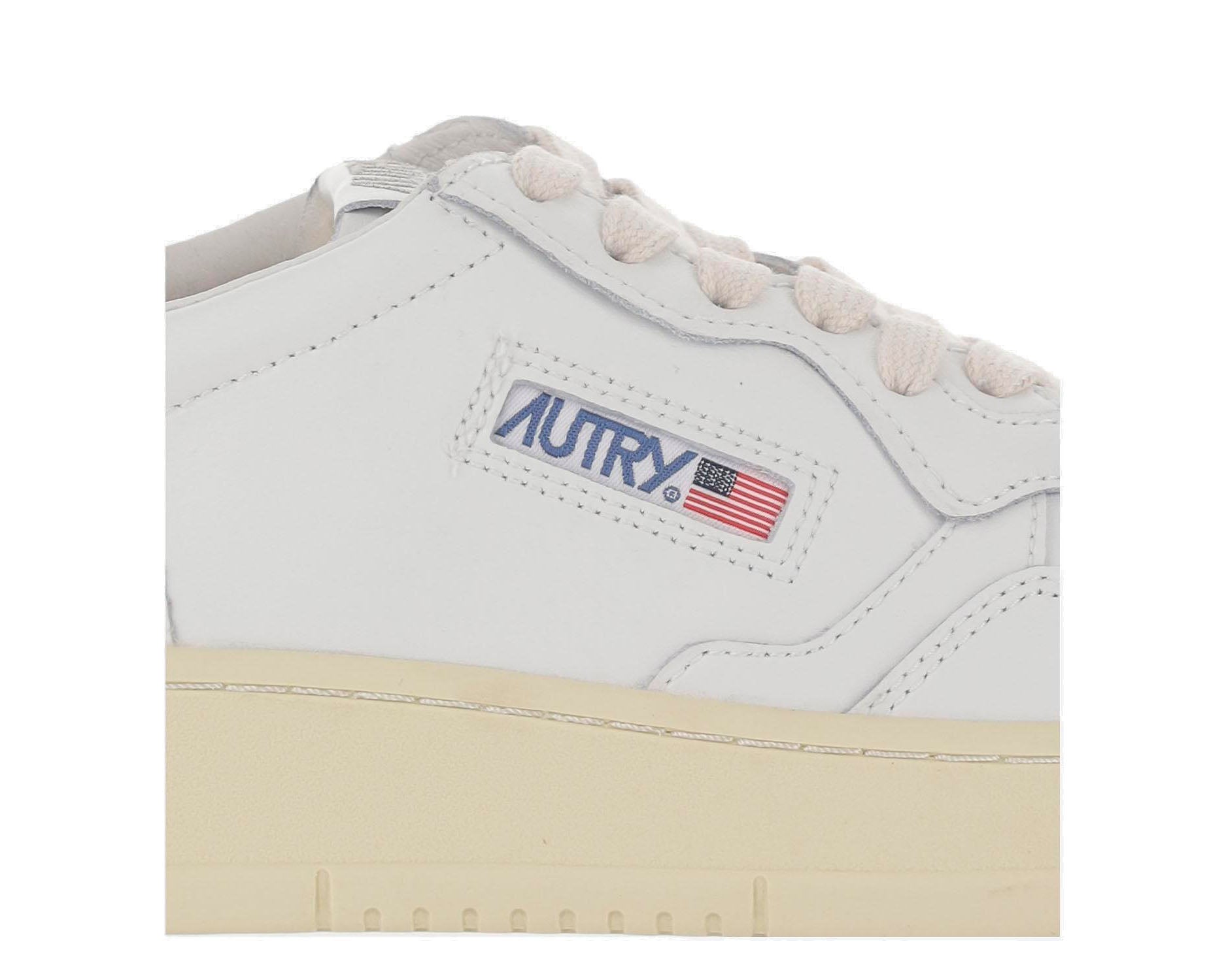 Autry Medalist Low-Top Sneakers