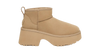 נעלי האג | מגפי האג פלטפורמה עקב UGG Women's Classic Ultra Mini New Heights Mustard Seed