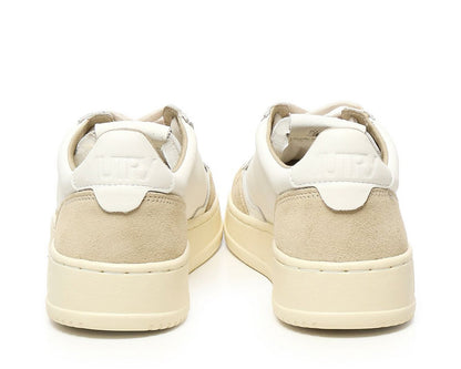 Autry Medalist Low Lace-Up Sneakers