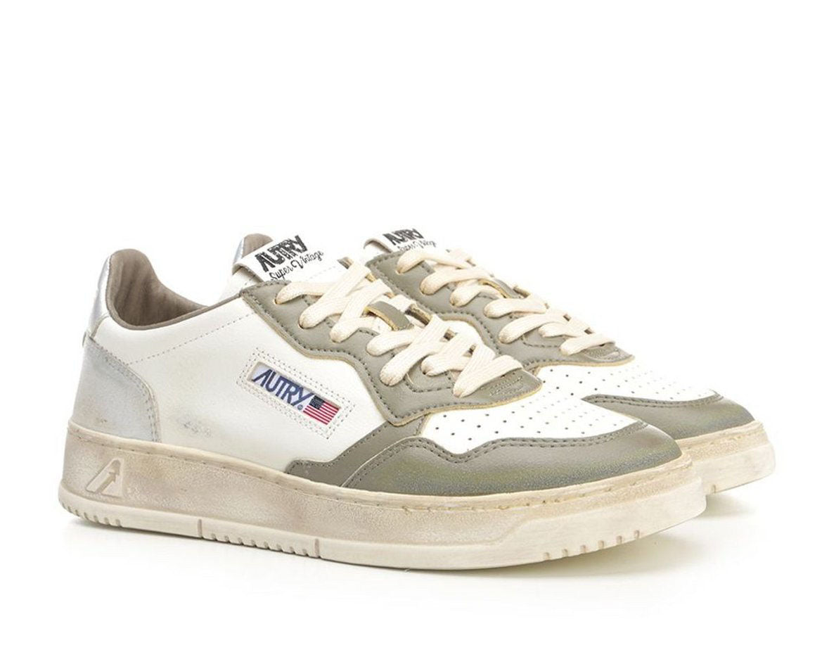 Autry Medalist Super Vintage Low-Top Sneakers