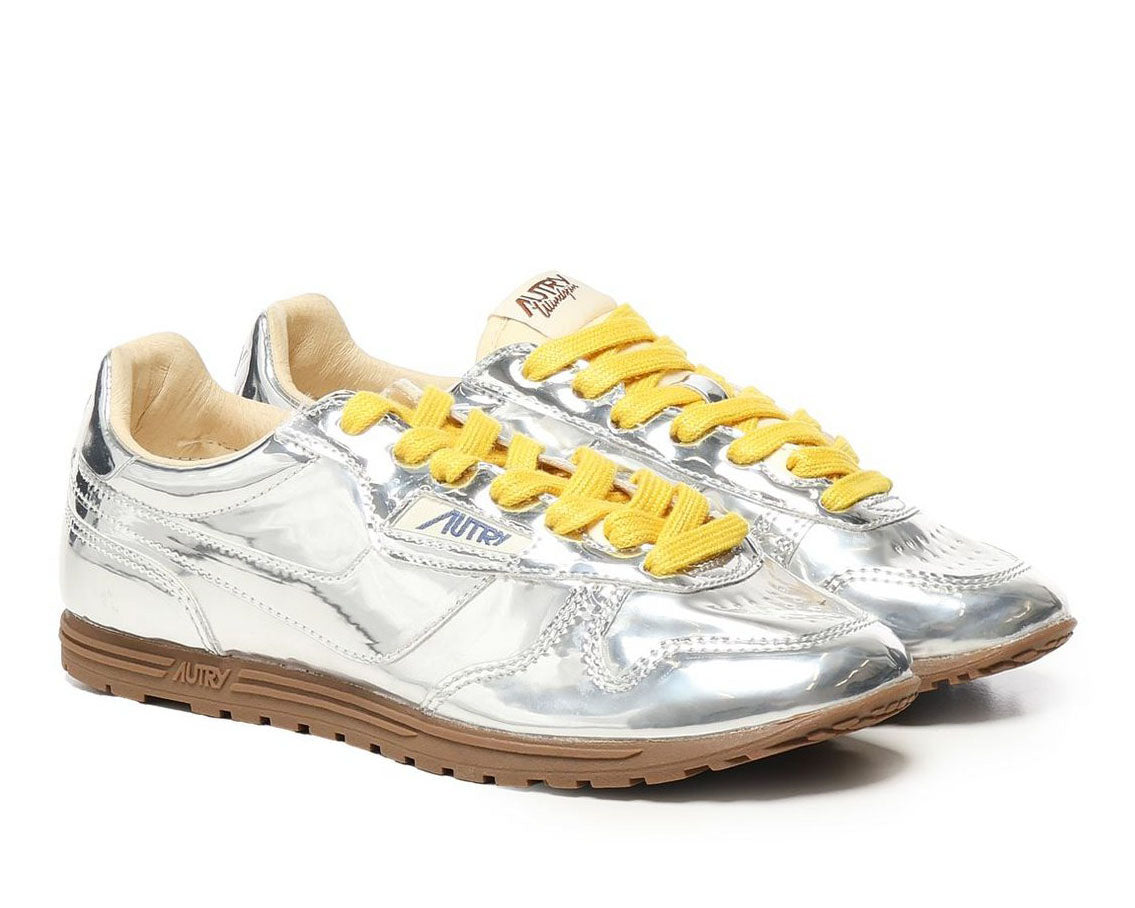 Autry Medalist Low Lace-Up Sneakers