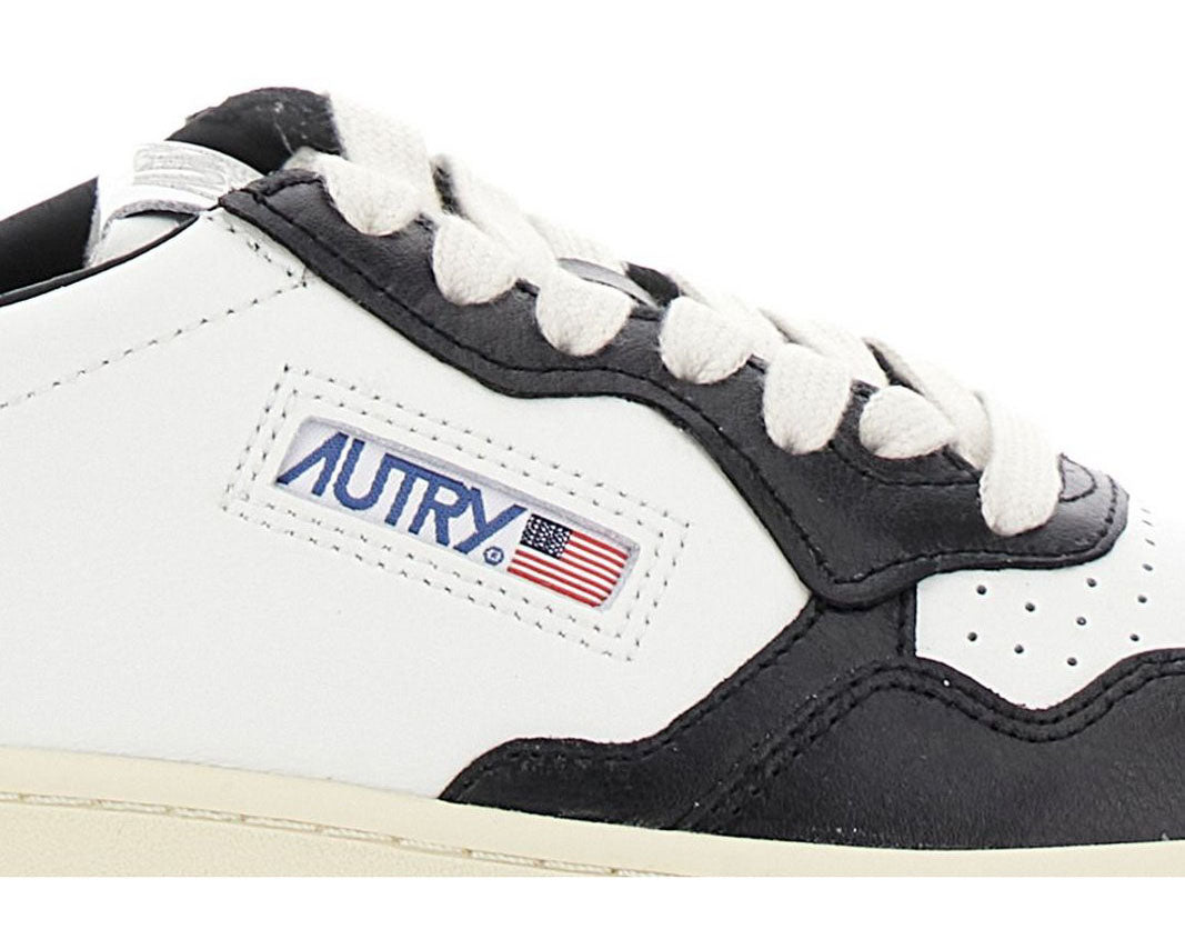 Autry Medalist Logo Embroidered Platform Sneakers
