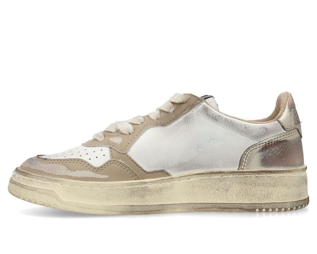 Autry Medalist Super Vintage Low-Top Sneakers