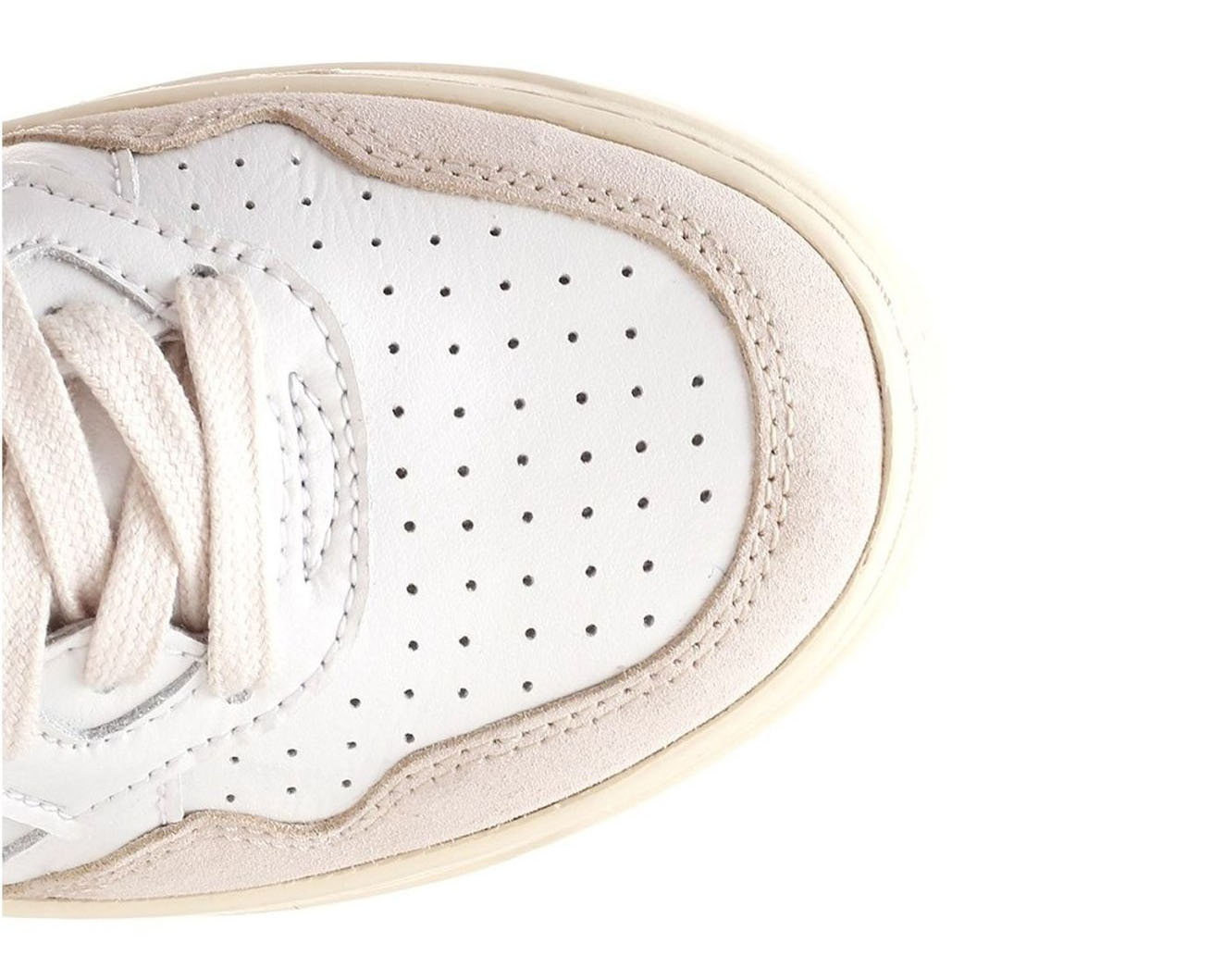 Autry Medalist Low-Top Sneakers
