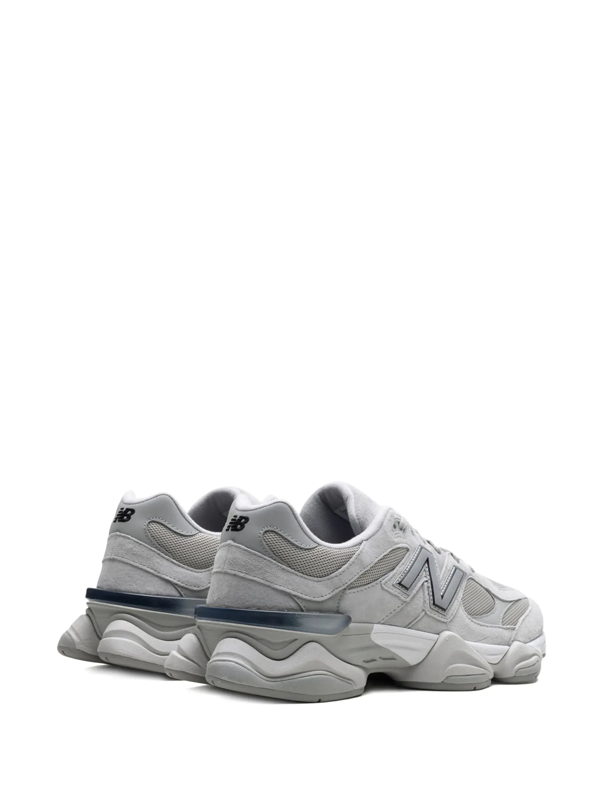 New Balance 9060 – Silver Metallic Grey
