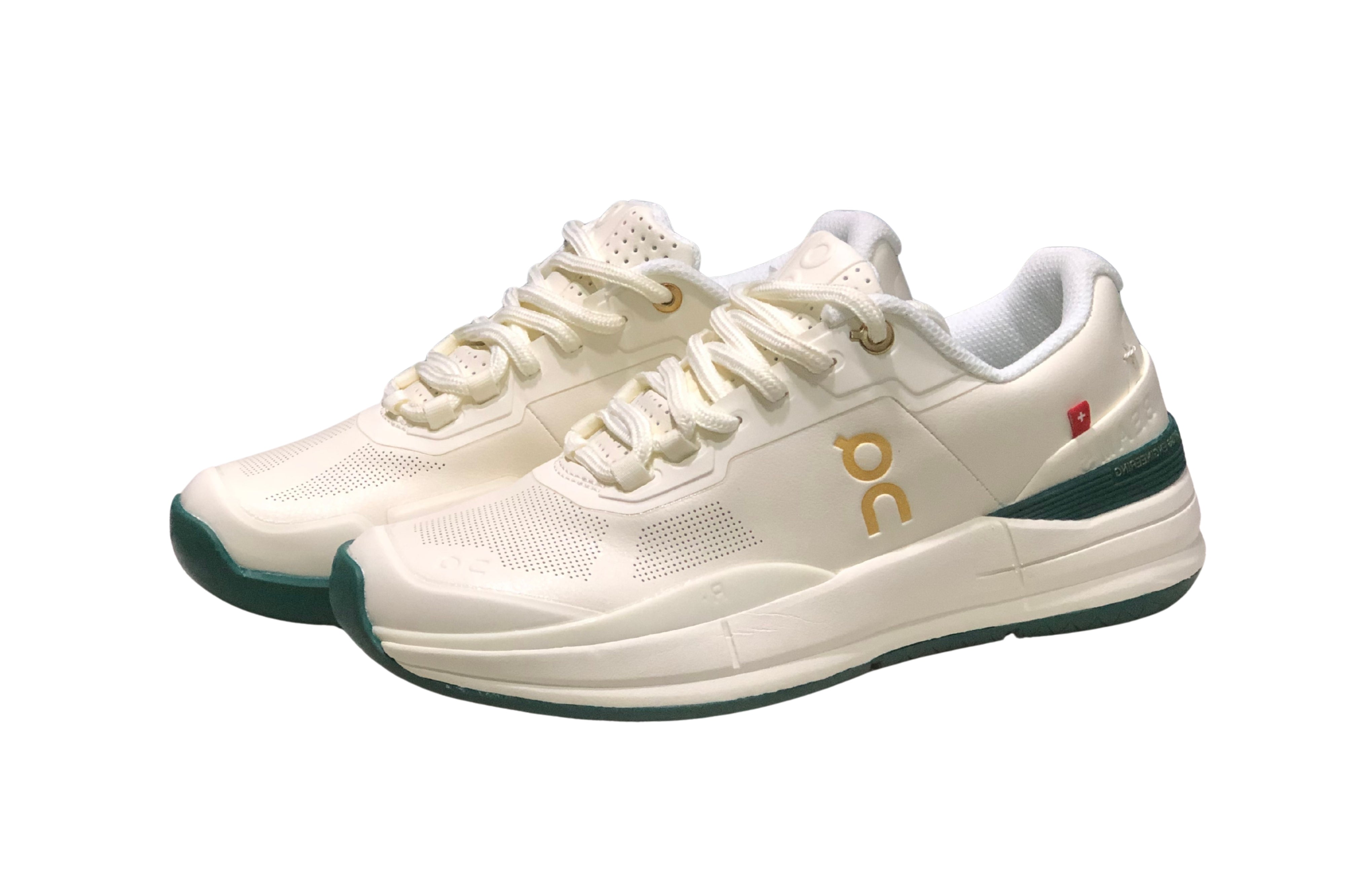 On The Roger Rro Running | און קלאוד
