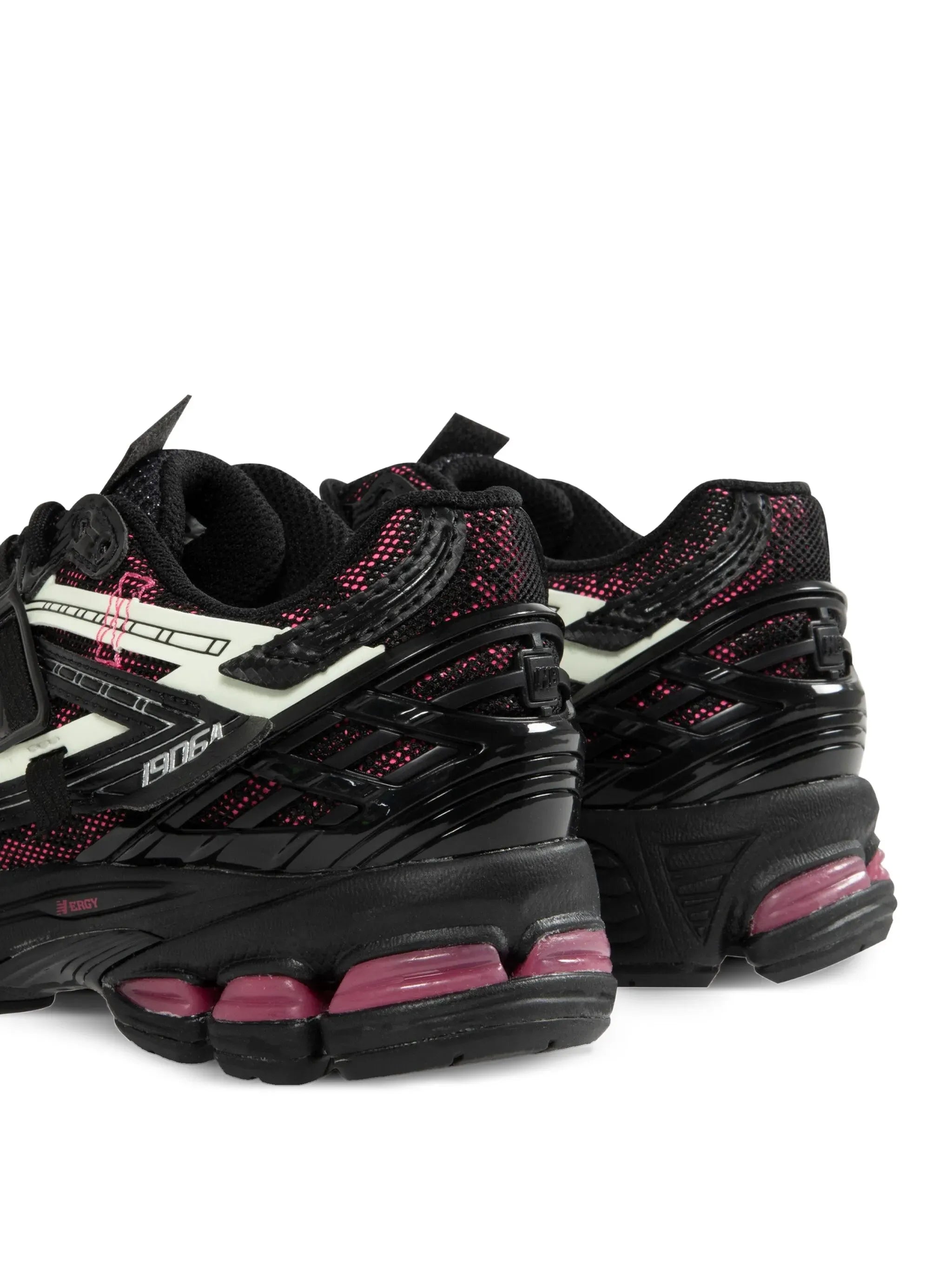 New Balance 1906 Black Dragon Berry Pink