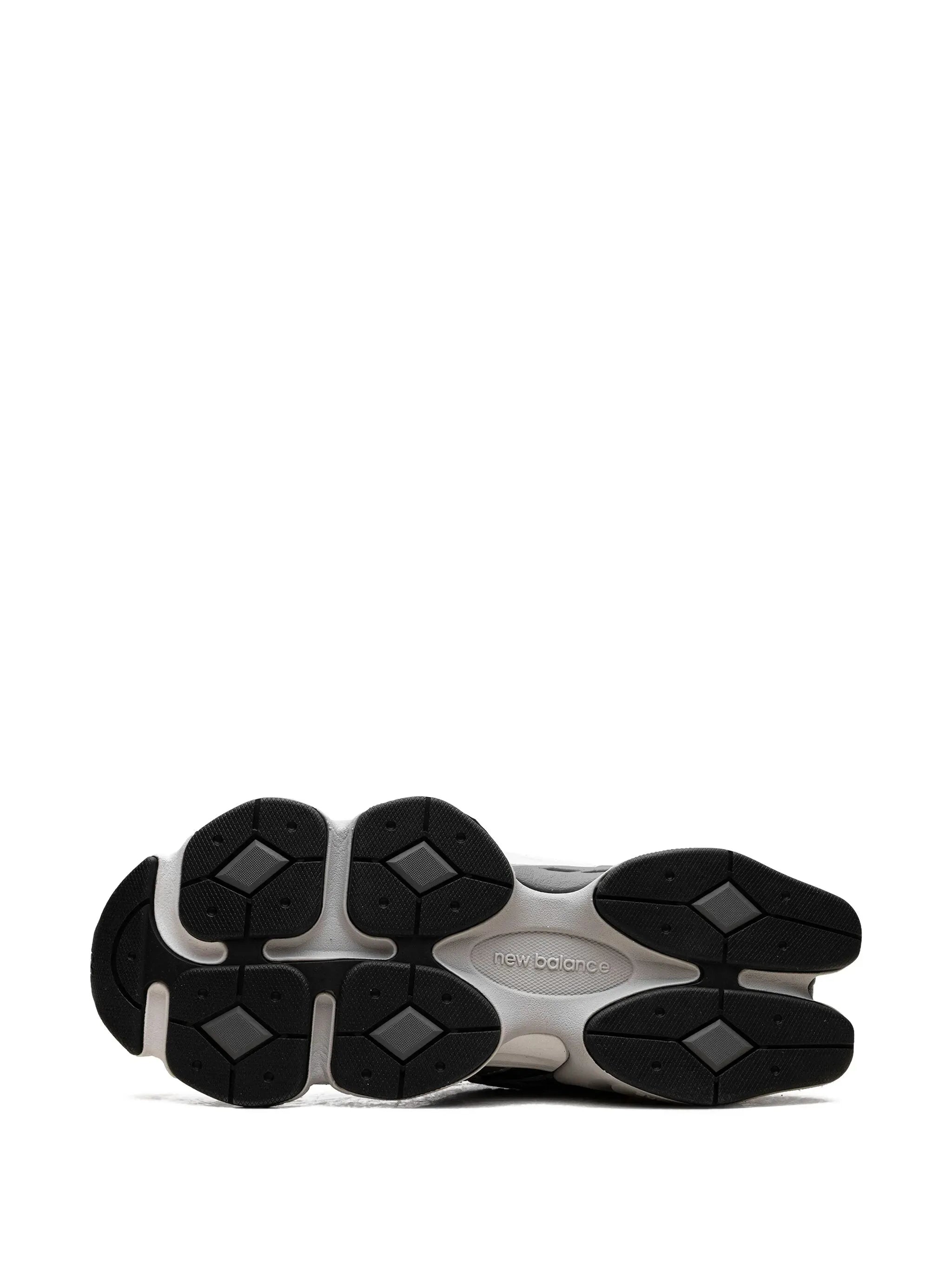 New Balance 9060 – Shoe Palace Metallic