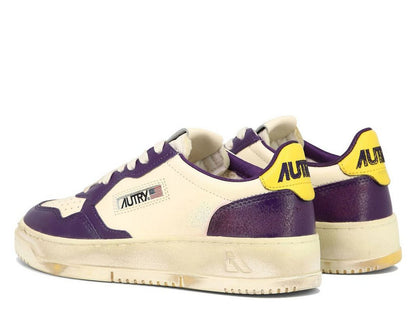 Autry Medalist Low Super Vintage Sneakers