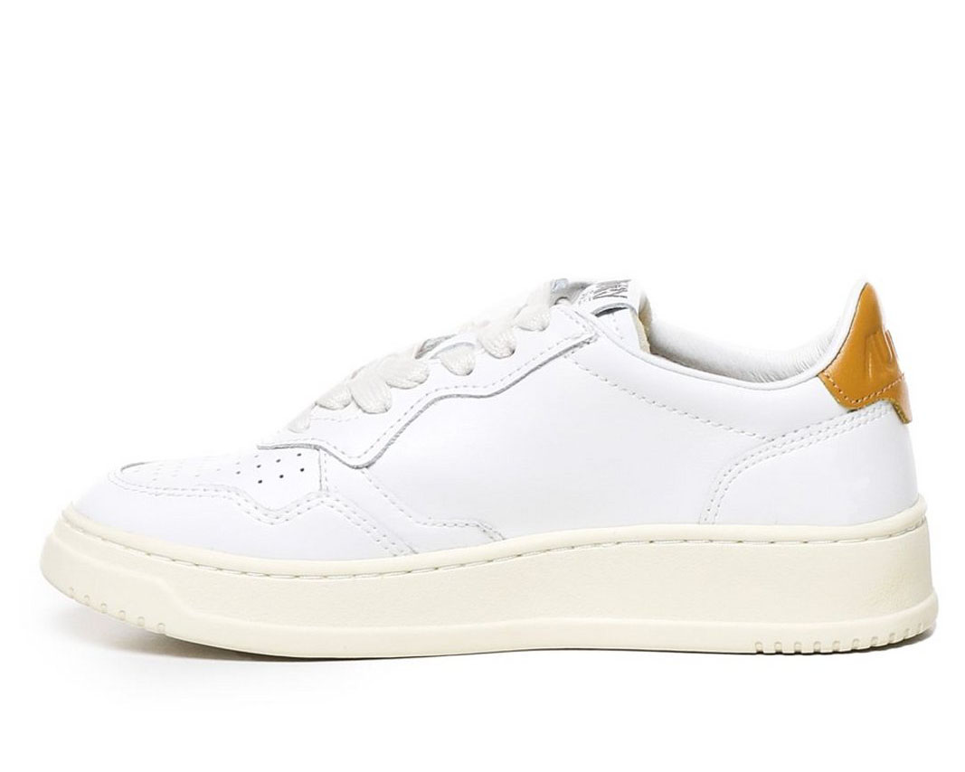 Autry Medalist Low-Top Sneakers