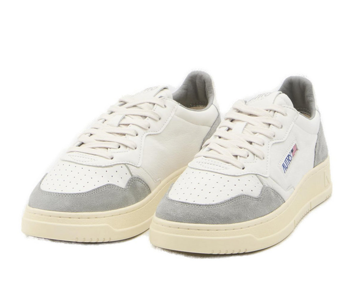 Autry Medalist Low-Top Sneakers