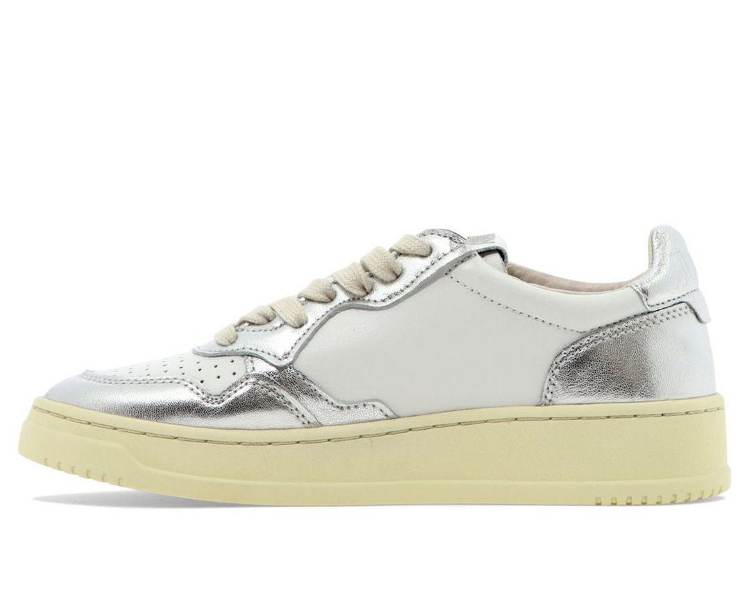 Autry Medalist Bicolor Low-Top Sneakers