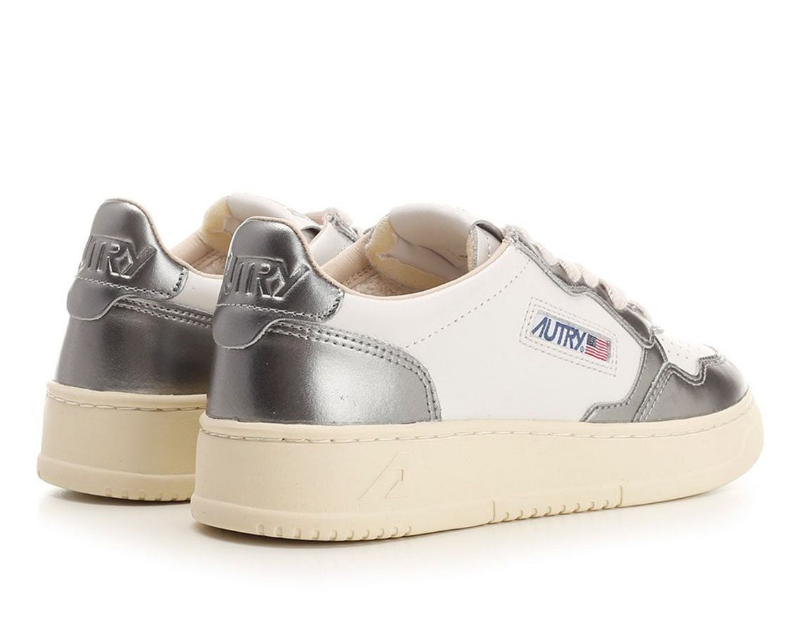 Autry Medalist Low Bicolor Sneakers