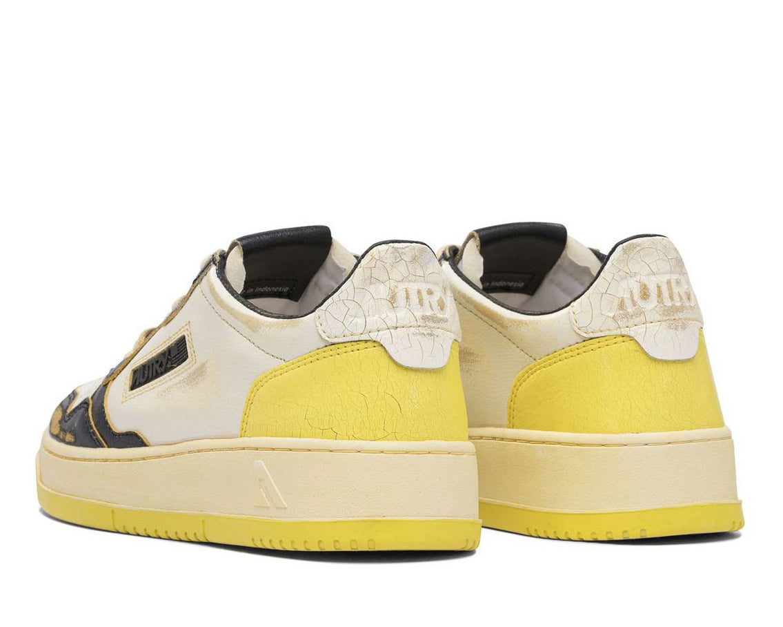 Autry Super Vintage Low-Top Sneakers
