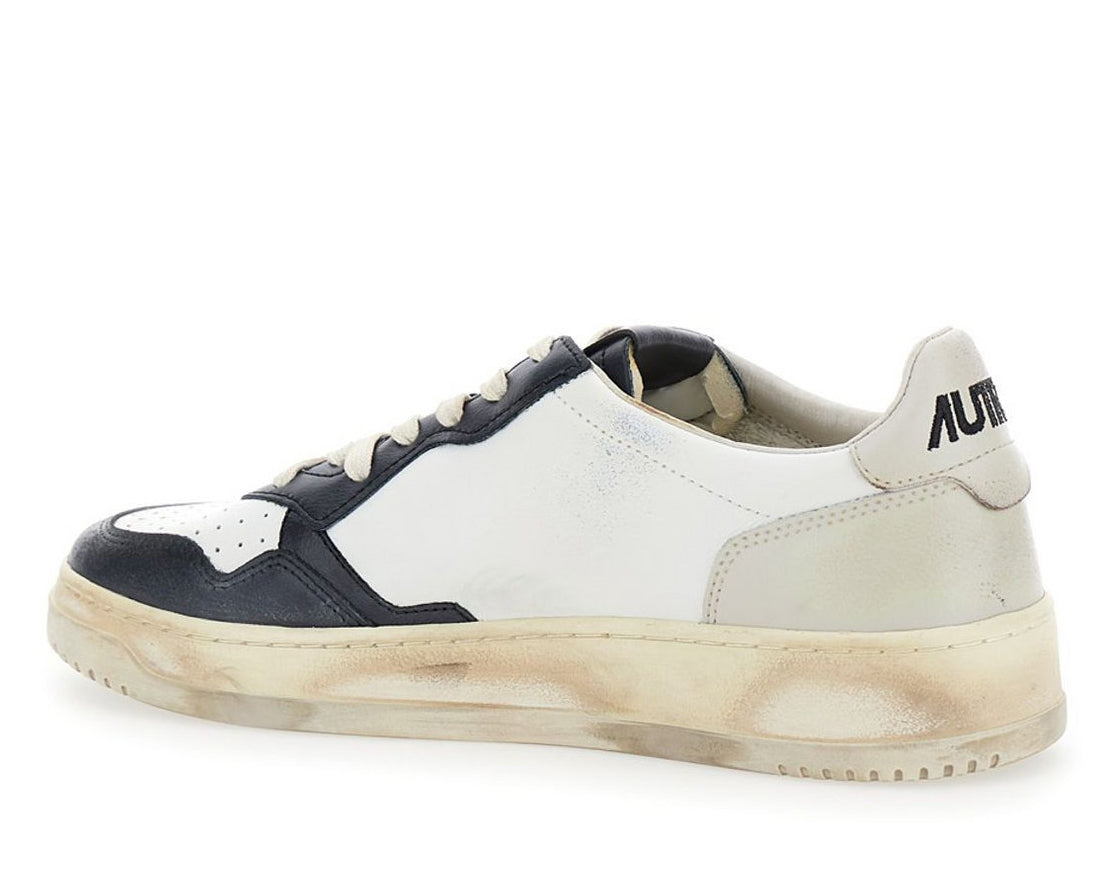 Autry Medalist Super Vintage Low-Top Sneakers