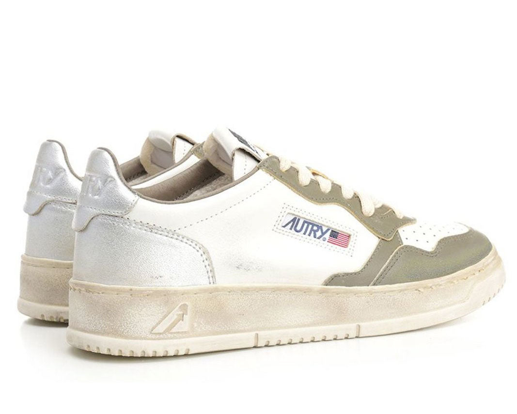 Autry Medalist Super Vintage Low-Top Sneakers