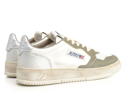 Autry Medalist Super Vintage Low-Top Sneakers