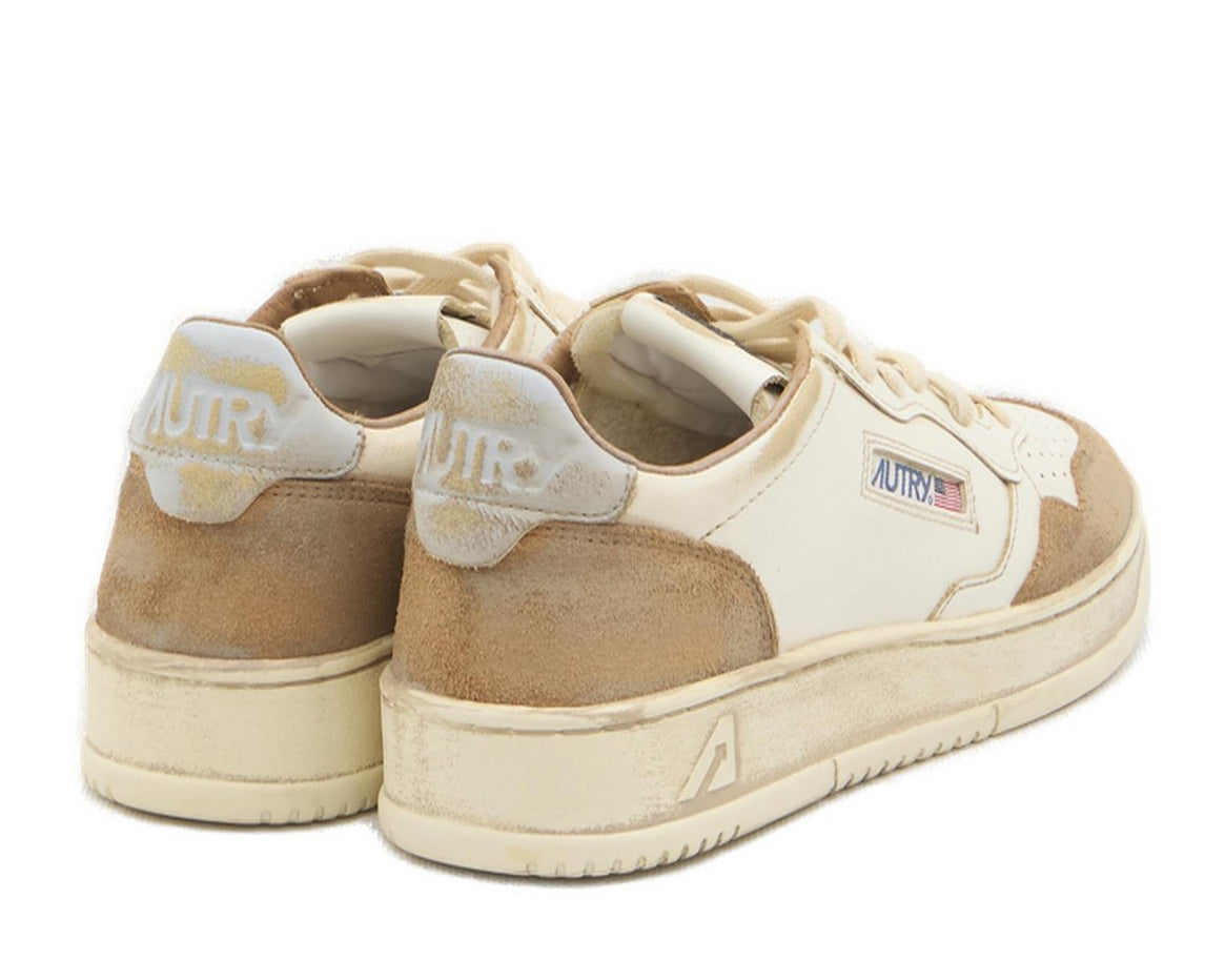 Autry Medalist Super Vintage Low-Top Sneakers