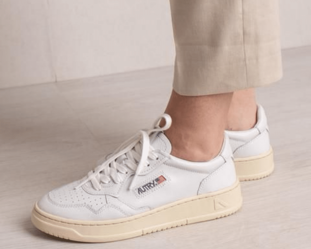 Autry Medalist Low All White Leather