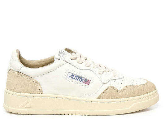 Autry Medalist Low Lace-Up Sneakers