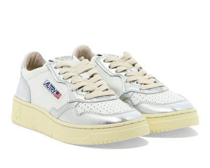 Autry Medalist Bicolor Low-Top Sneakers