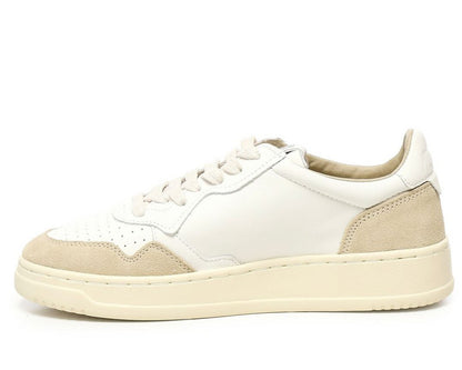Autry Medalist Low Lace-Up Sneakers