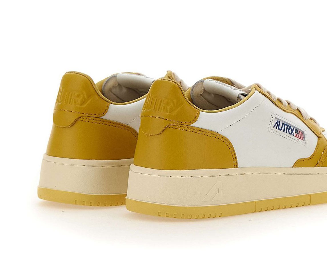 Autry Logo Patch Low-Top Sneakers