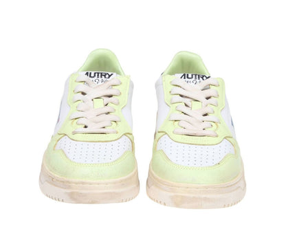 Autry Medalist Super Vintage Low-Top Sneakers