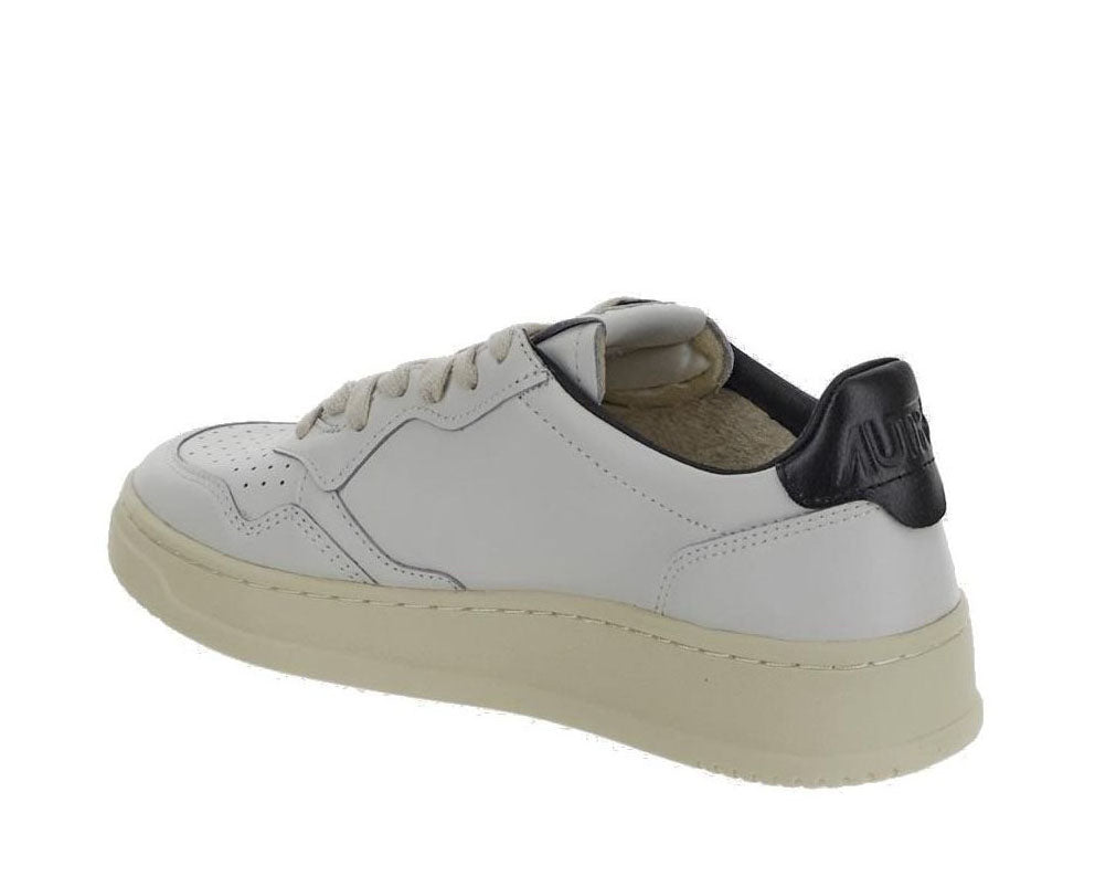 Autry Medalist Low-Top Sneakers