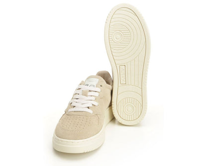 Autry Medalist Low-Top Sneakers
