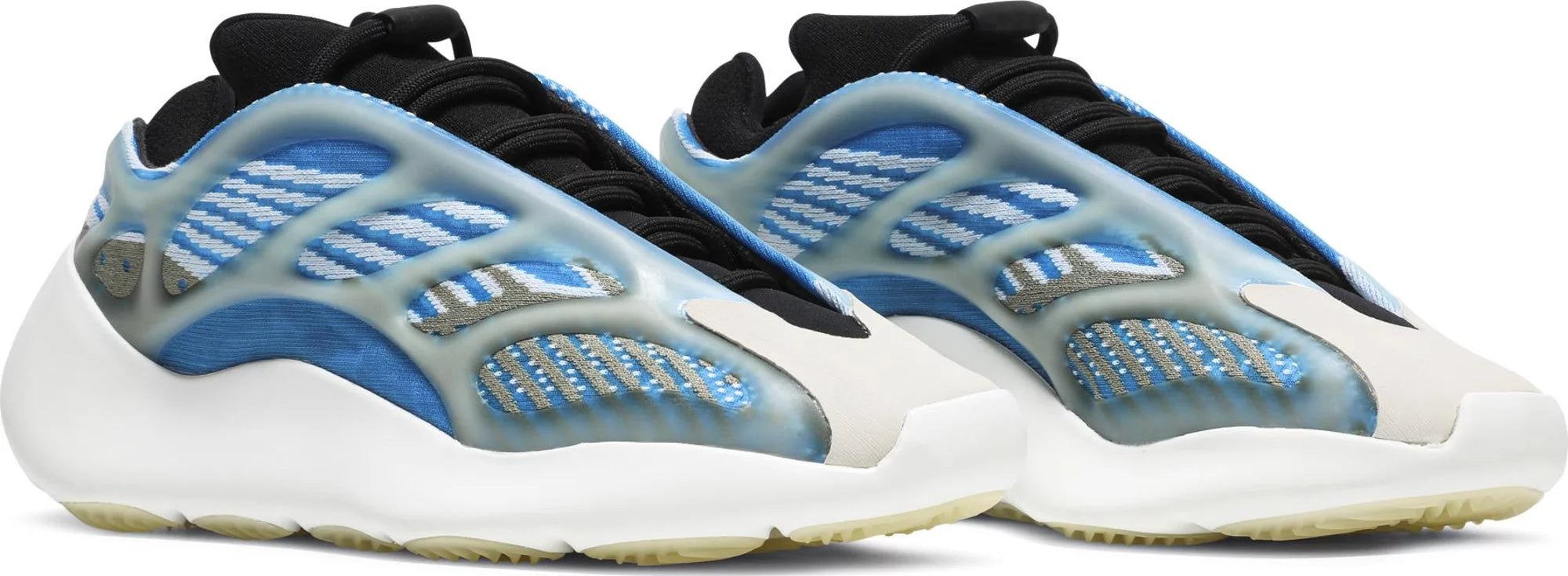 Yeezy 700 V3 – Arzareth