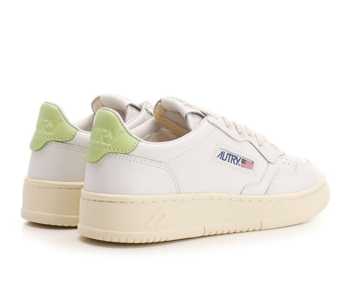 Autry Medalist Low-Top Sneakers