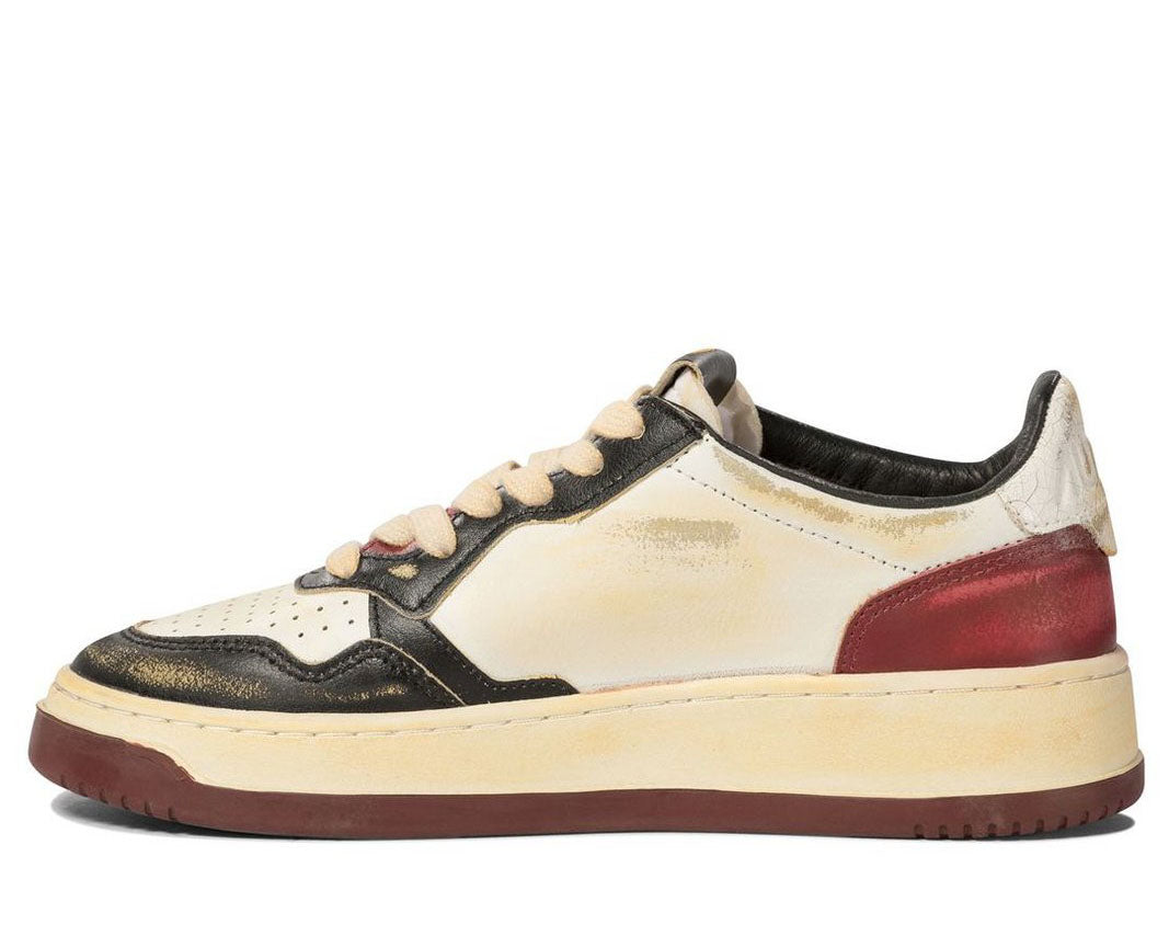 Autry Super Vintage Medalist Low Sneakers