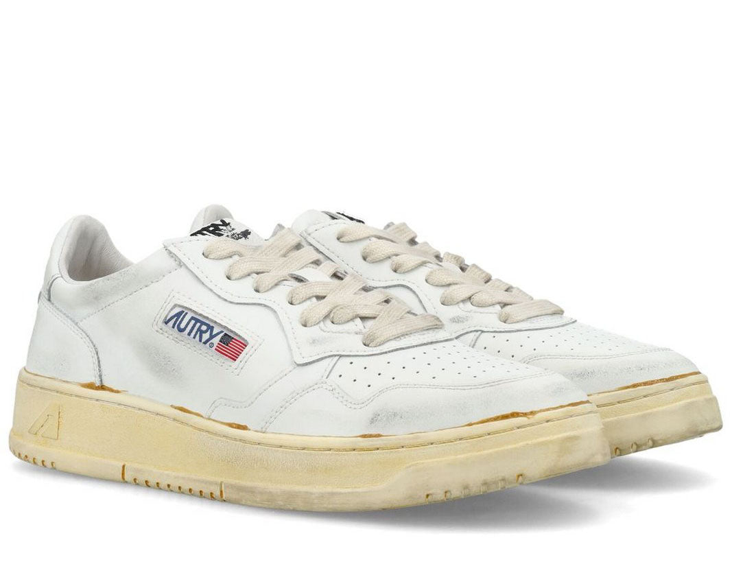 Autry Medalist Lace-Up Sneakers