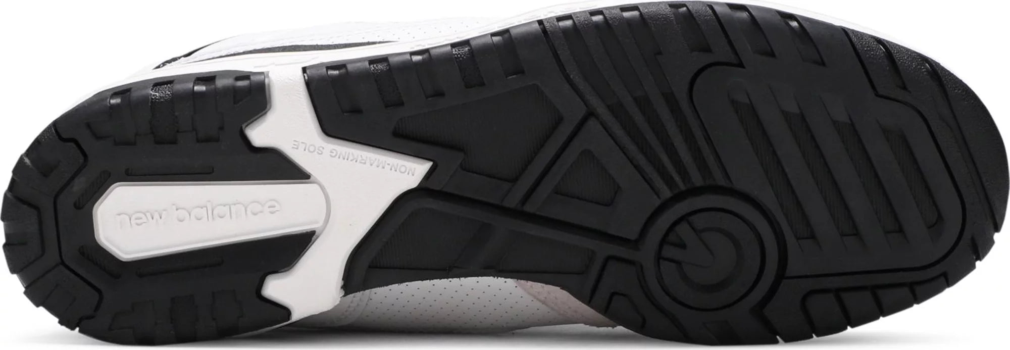New Balance 550 – Sea Salt Black