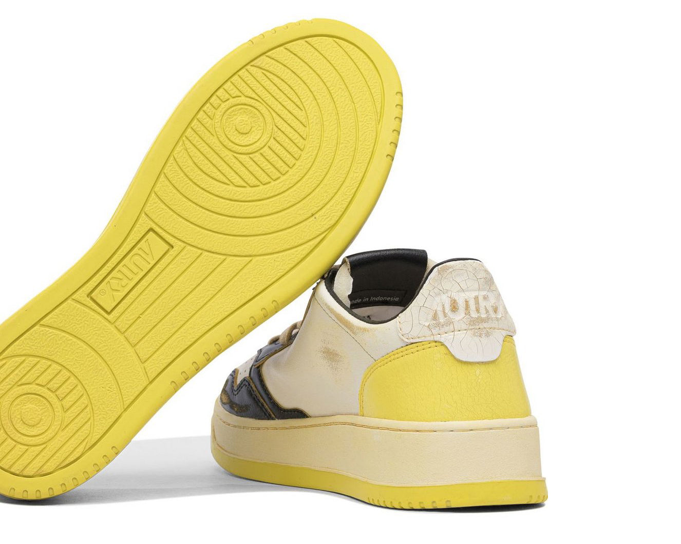 Autry Super Vintage Low-Top Sneakers