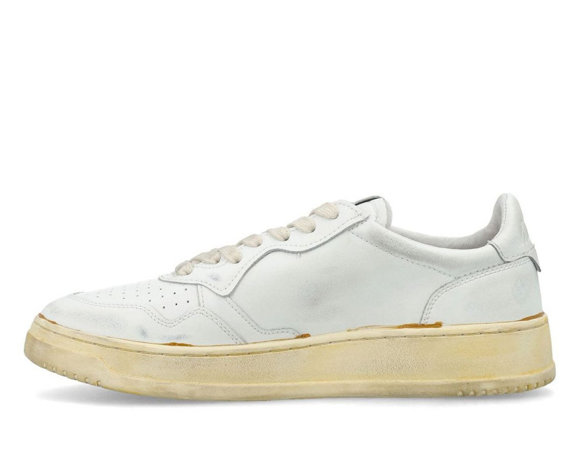 Autry Medalist Lace-Up Sneakers